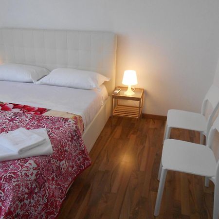 Colosseo Guest House Gil Roma Exterior foto